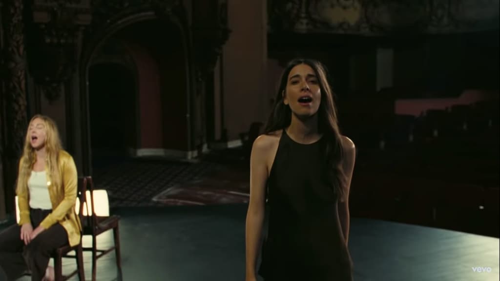 Paul Thomas Anderson takes viewers behind-the-scenes of the empty Los Angeles Theatre for HAIM's new single Hallelujah