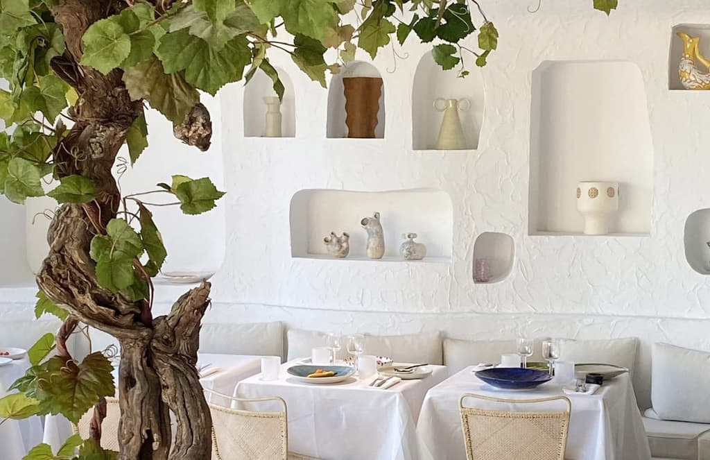 Simon Porte Jacquemus designs Paris restaurant Oursin