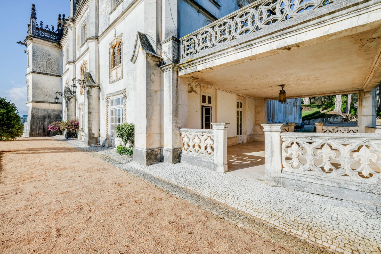 Fairytale Portuguese country mansion seeks an owner with grand