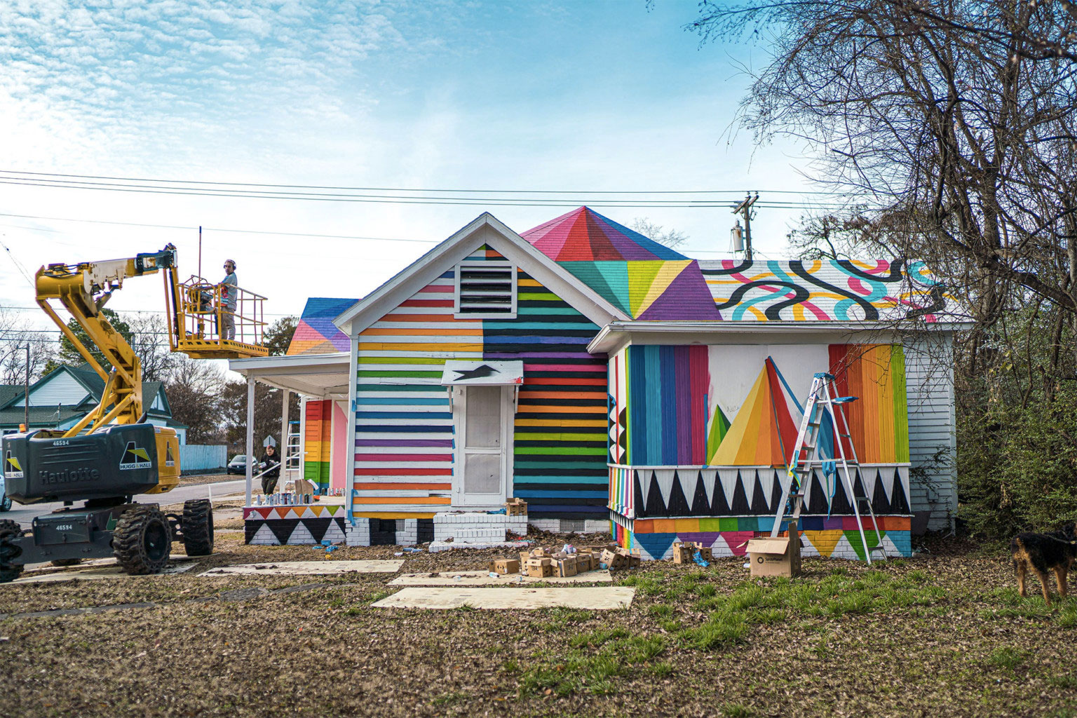 Artist Okuda San Miguel gives an Arkansas house a technicolour paint job