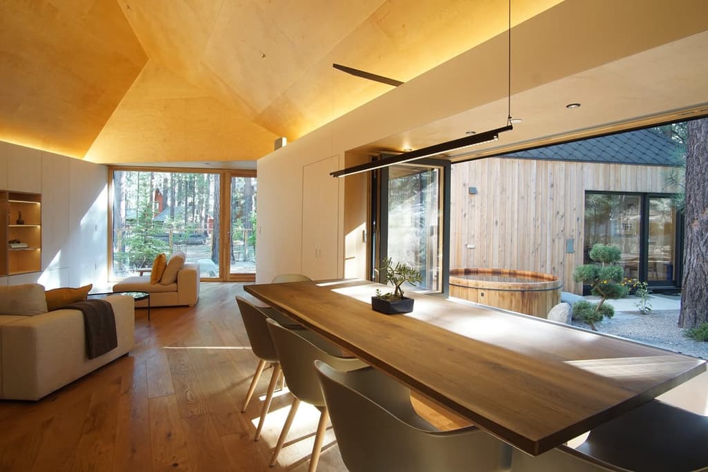 Urban cabin Lighthus is all about the angles in California’s South Lake Tahoe