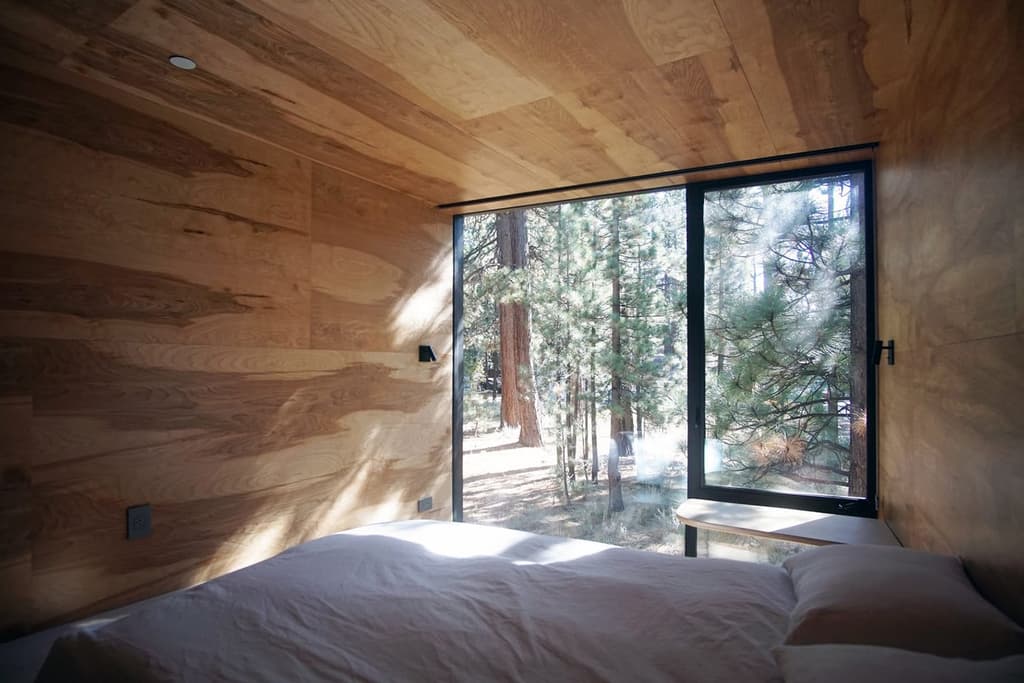 Urban cabin Lighthus is all about the angles in California’s South Lake Tahoe