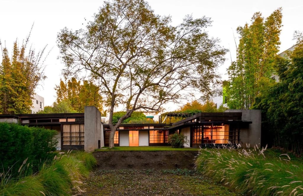 Simon Fisher Turner and ceramicist Edmund de Waal create a soundtrack for Schindler House