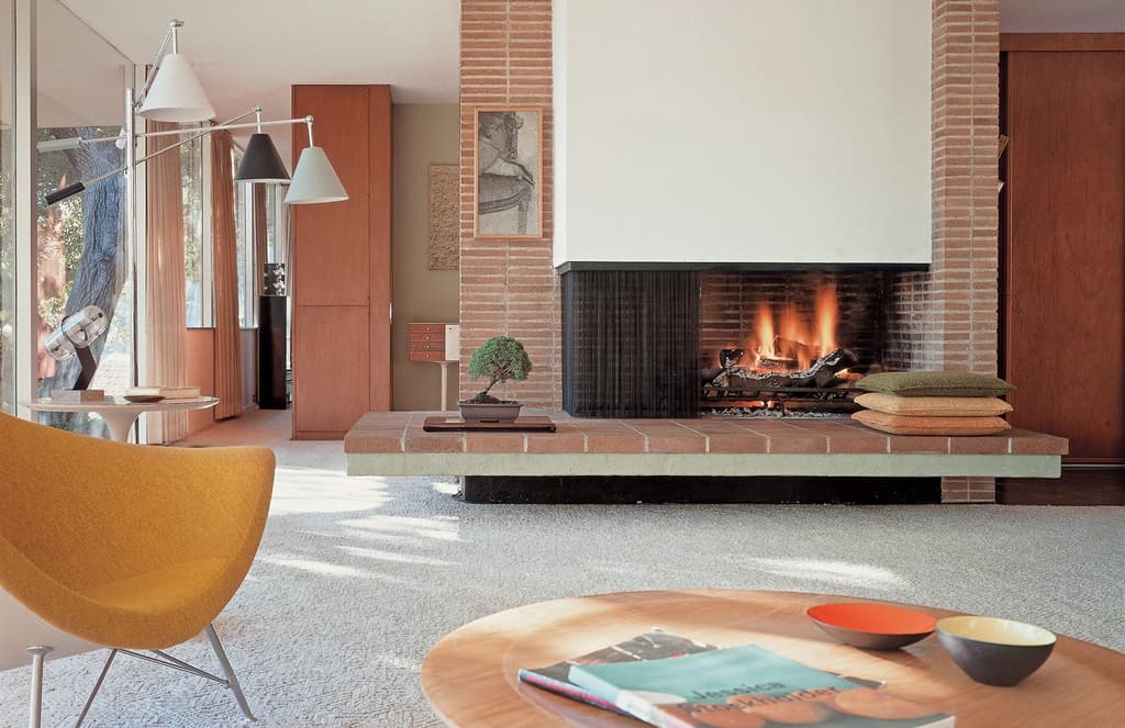 Richard Neutra’s Taylor House is for sale above a California nature reserve