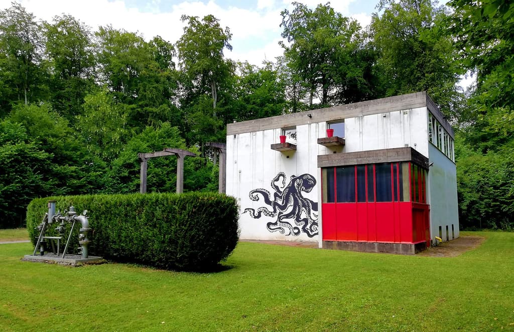 Pint-sized Le Corbusier home lists for less than €450,000