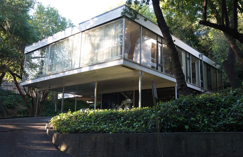 'Floating' Berkeley home by Donald Olsen lists for $1.495m