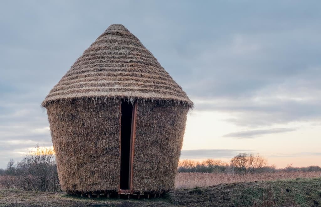 Studio Morison builds a ‘spiritual’ sanctuary out of straw in Cambridgeshire