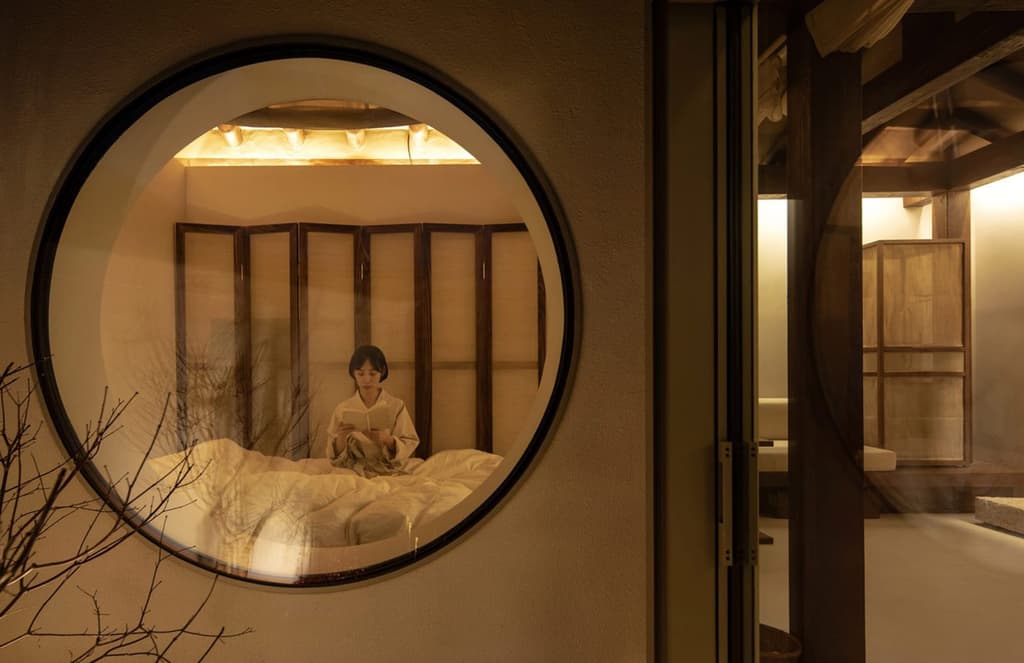 This one-room hotel in Seoul is a tranquil escape from the city streets