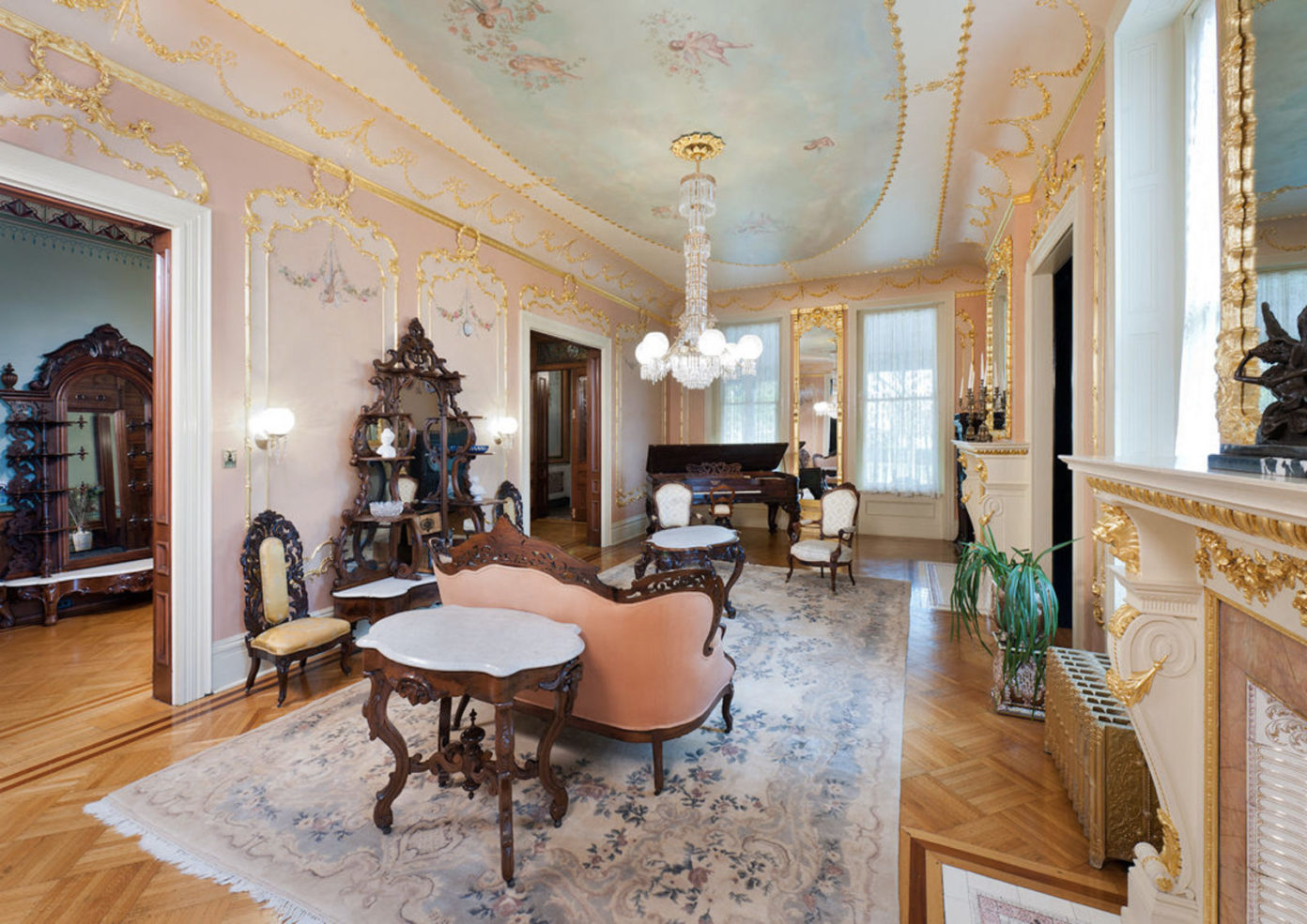 Historic Baywood Mansion offers a taste of Pittsburgh’s opulent Gilded