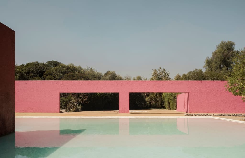 See a different side of Luis Barragán’s Cuadra San Cristóbal