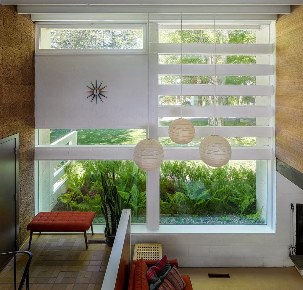 Midcentury style is alive and well Carner House – a $450k home in Philadelphia