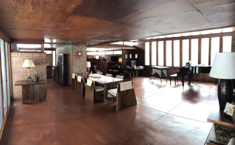 Frank Lloyd Wright’s Goetsch-Winckler House lists for $479k - The Spaces