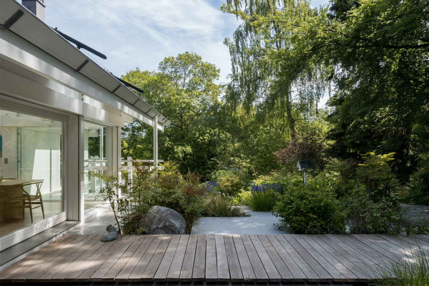 Lightfilled Huf House in London's commuter belt asks for £3.6m The