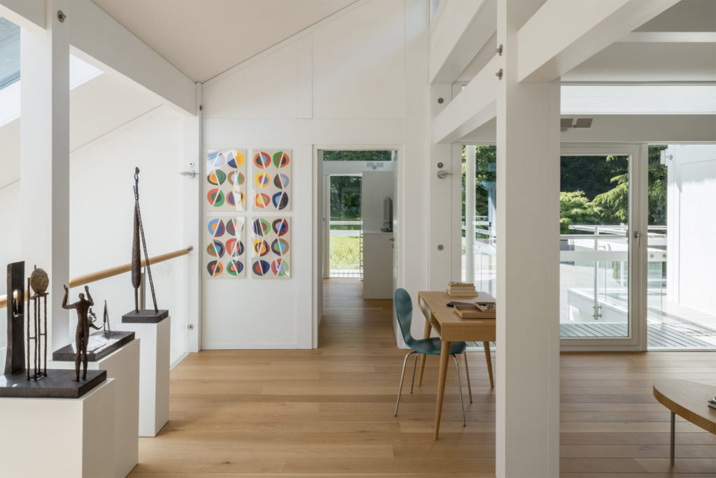 Lightfilled Huf House in London's commuter belt asks for £3.6m The