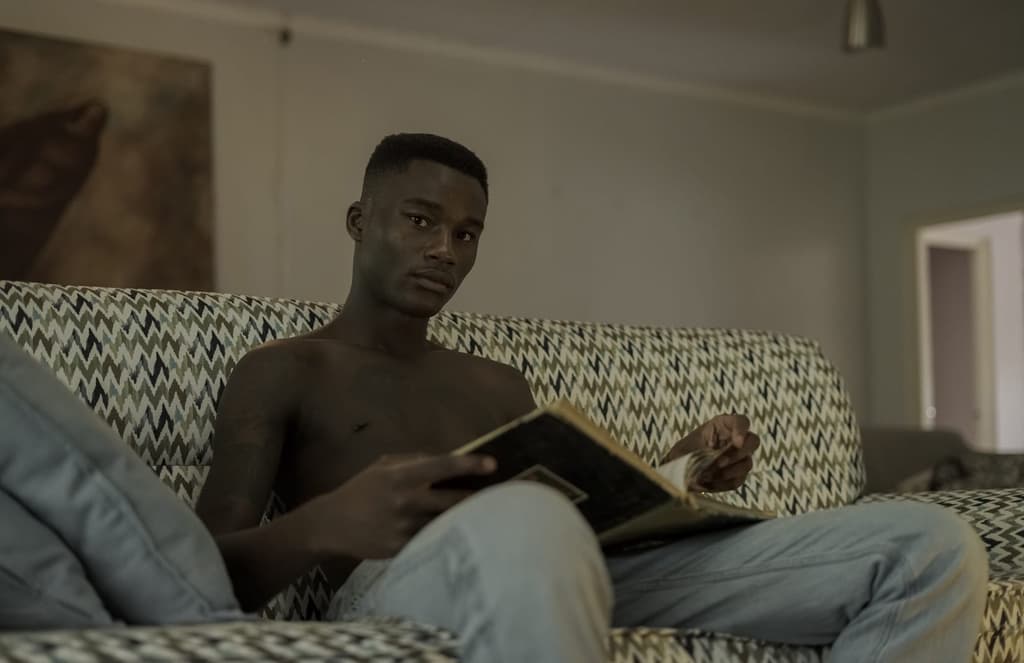 ‘No shoes on my carpet’ is an ode to the Black living room experience