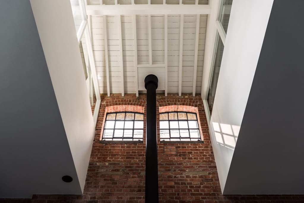 The cooperage scooped a 2017 RIBA award for its masterful blending of old and new, and now the Clerkenwell property is on the market via The Modern House for £7.25m.