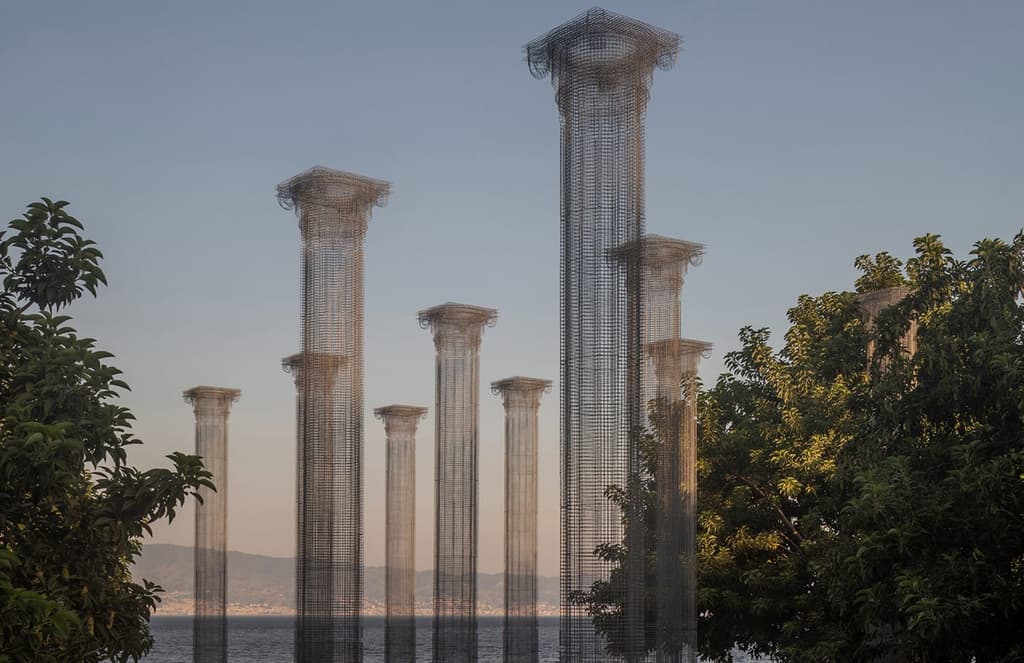 Edoardo Tresoldi builds an ethereal colonnade on Reggio Calabria’s seafront