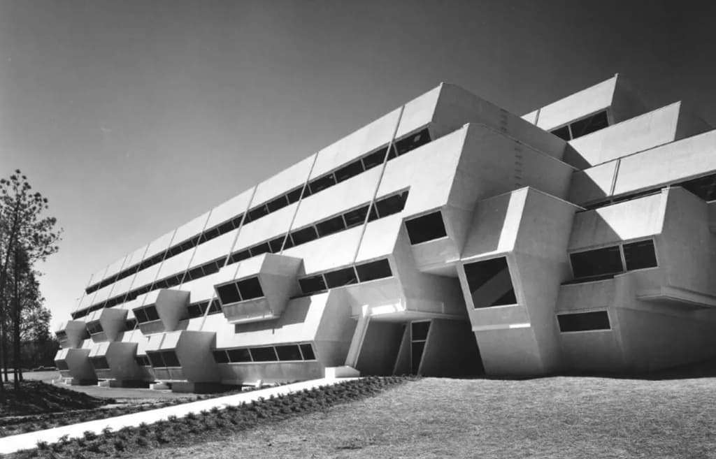 Paul Rudolph sci-fi landmark faces the wrecking ball in North Carolina