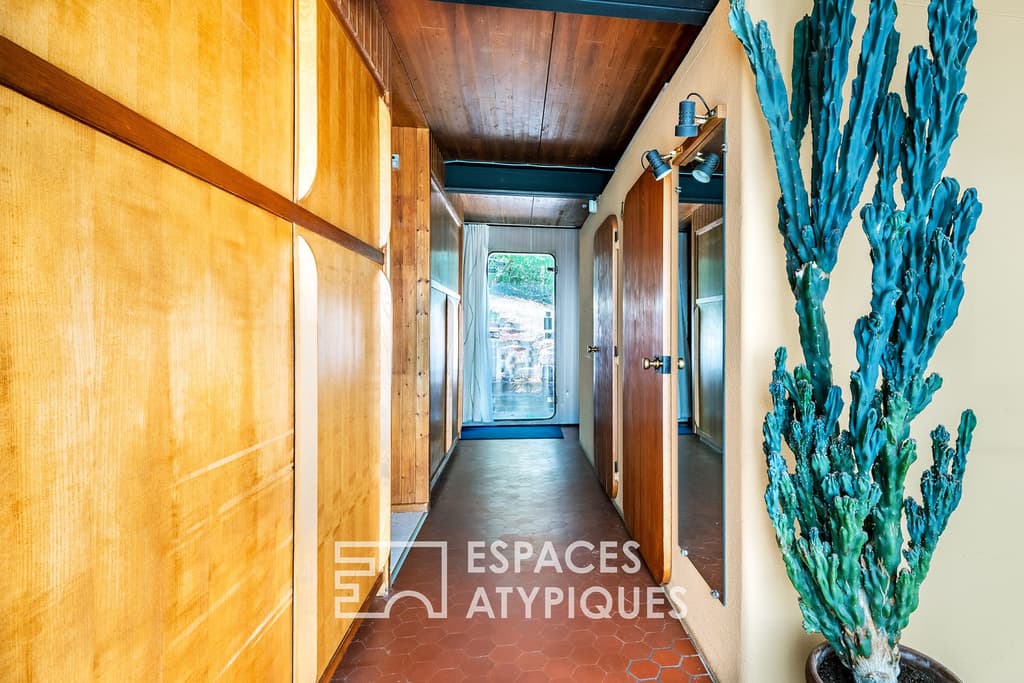 Maison Gauthier designed by Jean Prouvé for his daughter - now for sale