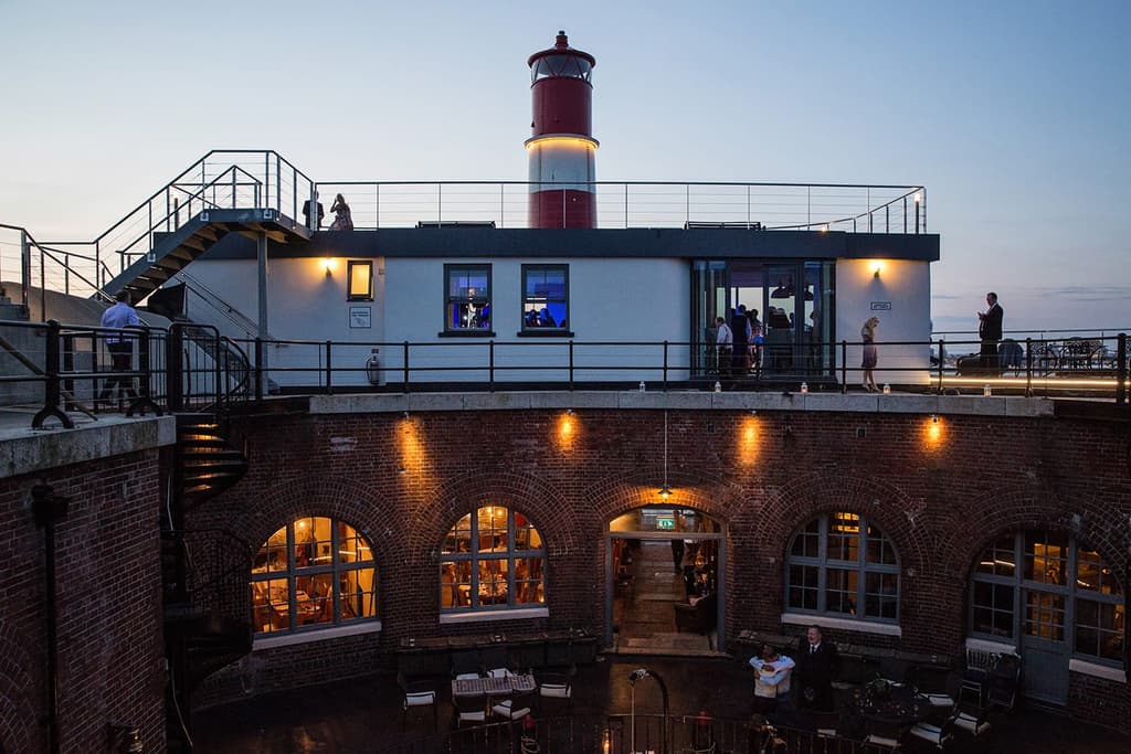 Spitbank Fort and lighthouse