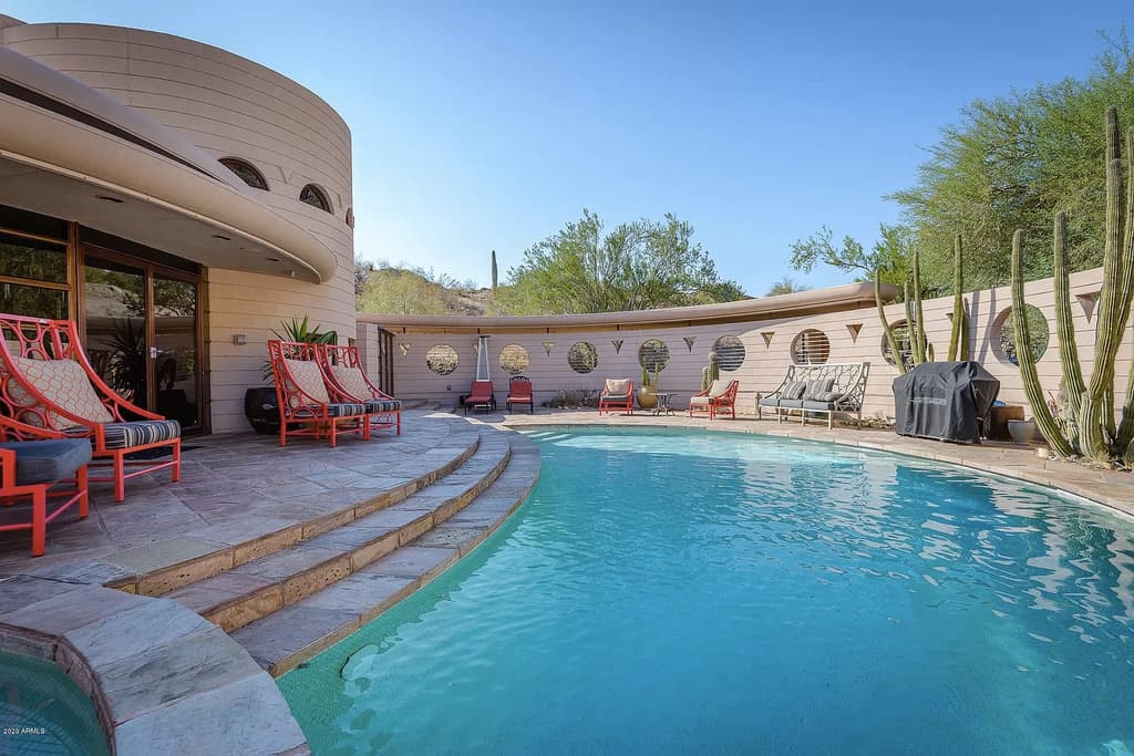 Frank Lloyd Wright's last home The Norman Lykes Residence is for sale