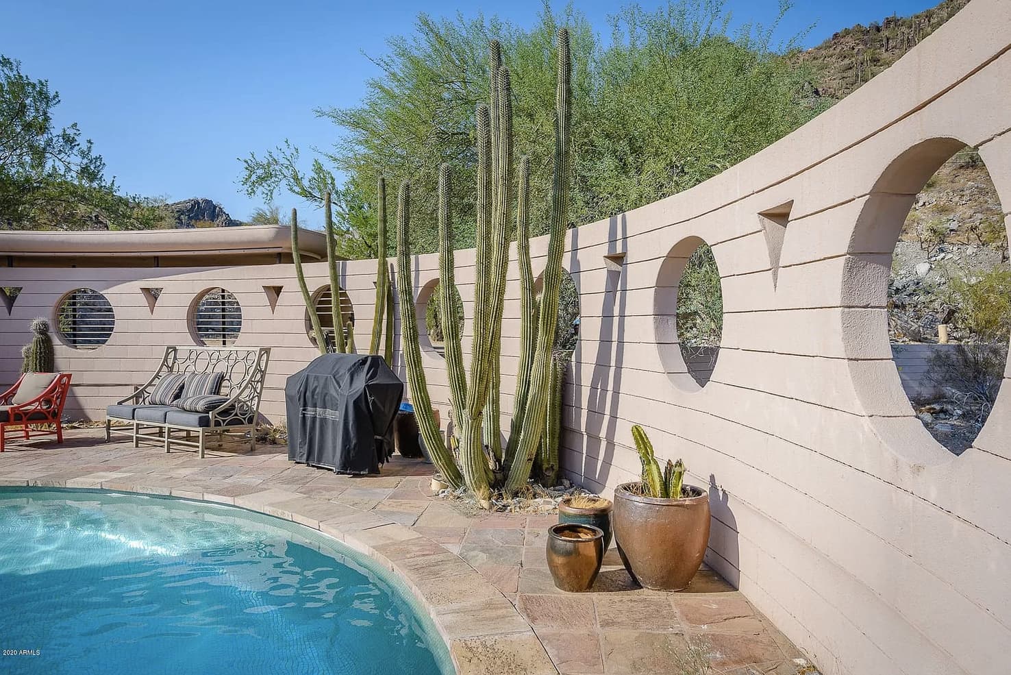 Frank Lloyd Wright's last home is for sale - The Spaces
