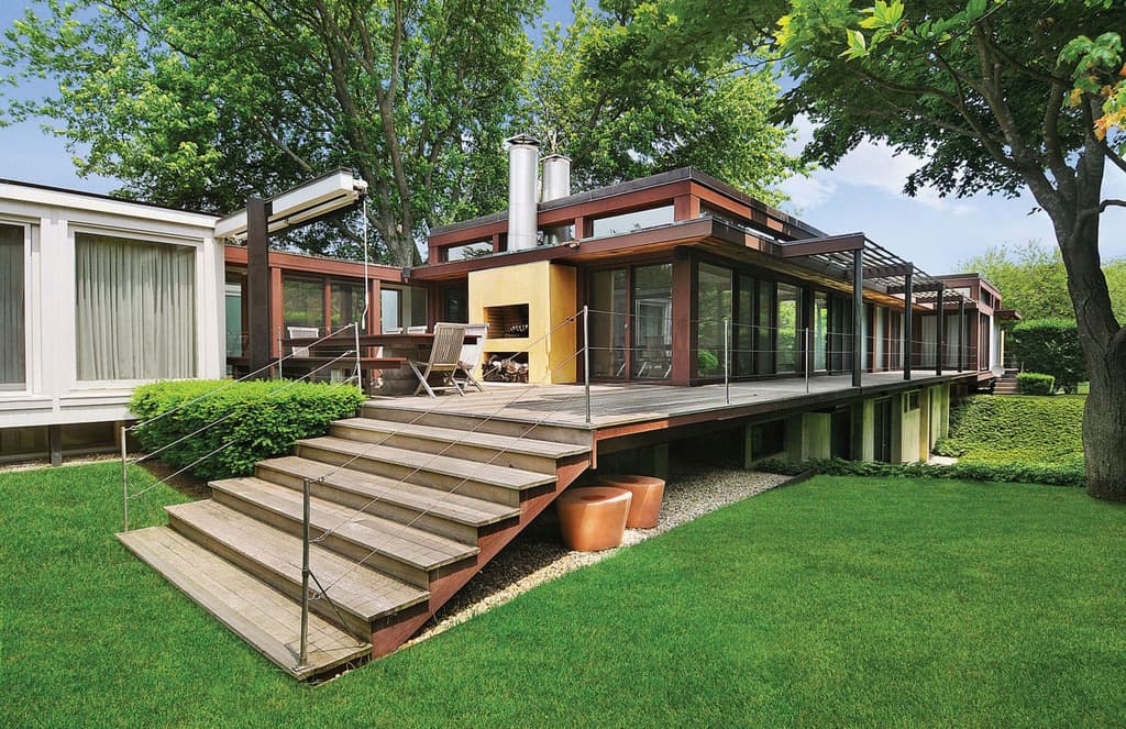 Peter Blake’s seminal Pinwheel House is for rent in the Hamptons