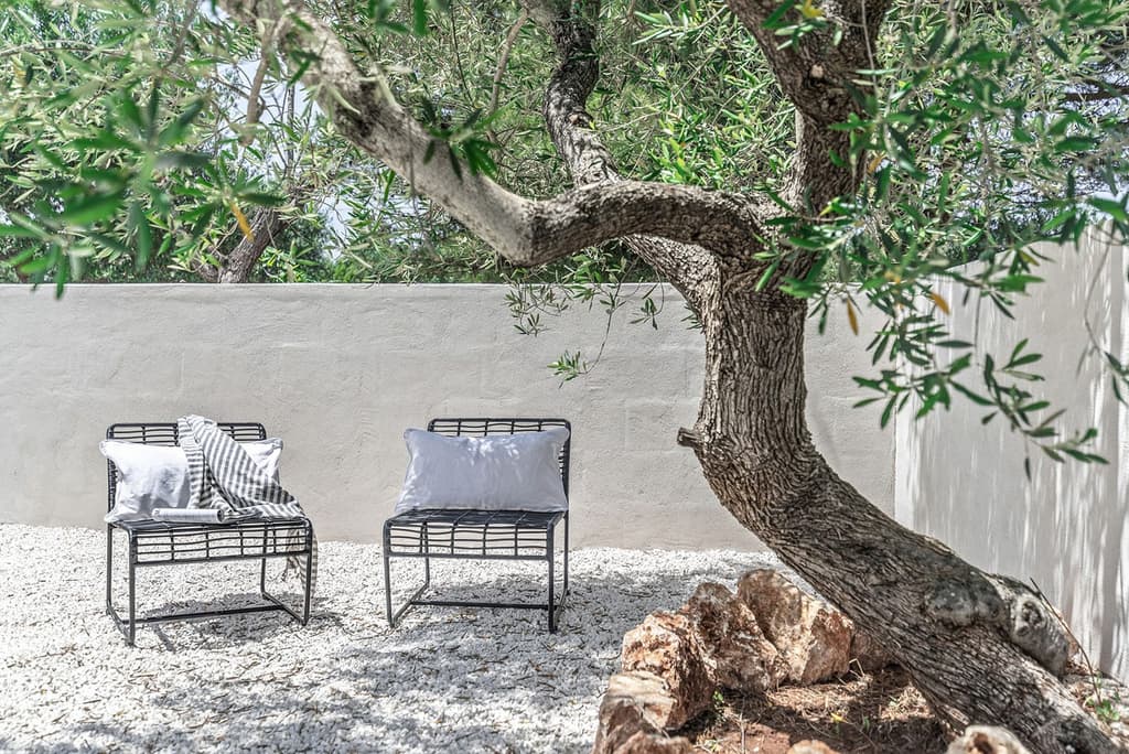 Villa Puglia is a modern holiday home for sale in the Puglian countryside