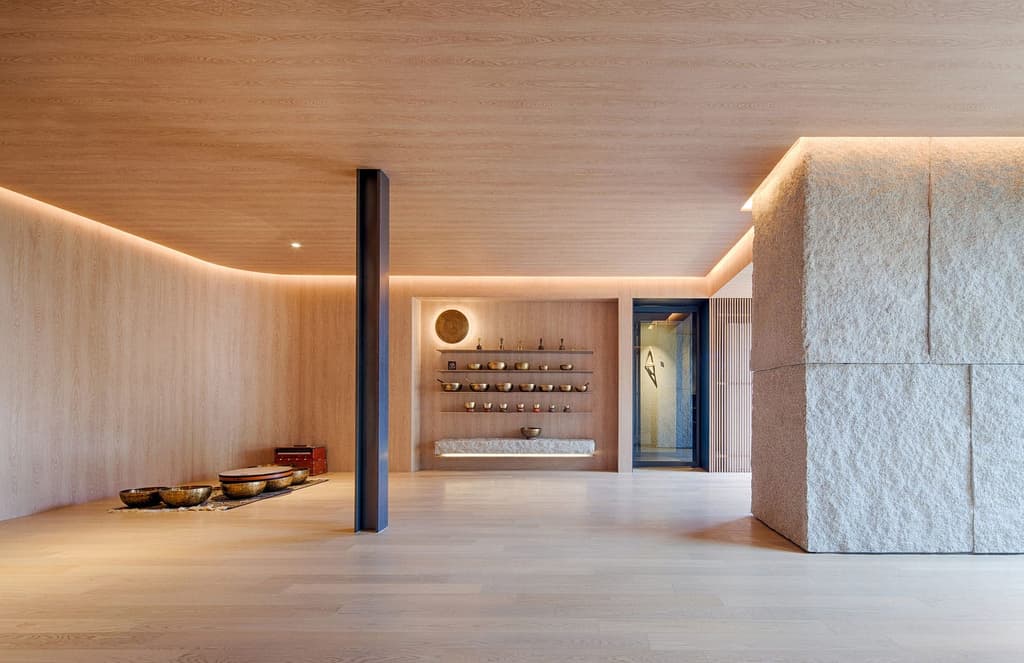 The city and nature come together at this hilltop yoga studio in Seoul