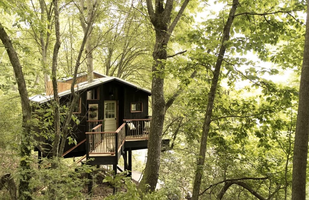 Autumnal cabins in the US where you can enjoy the colours