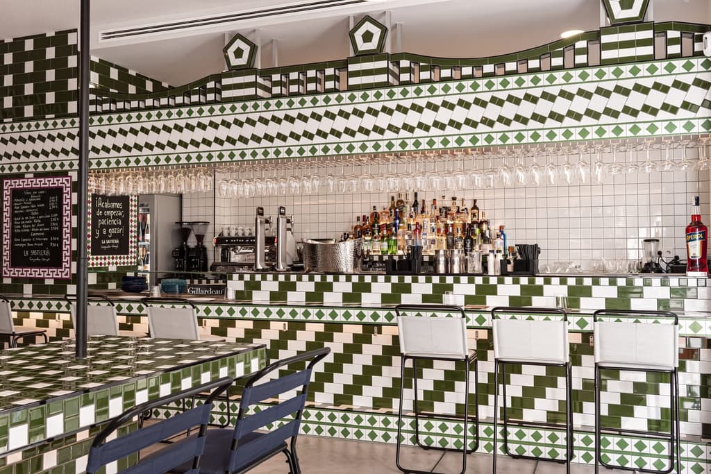 Maximalist Valencia restaurant La Sastrería is all about the pattern