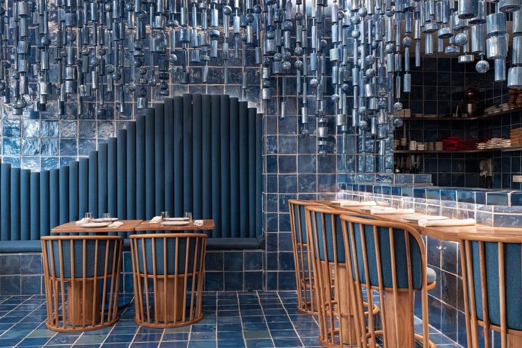 Maximalist Valencia restaurant La Sastrería is all about the pattern