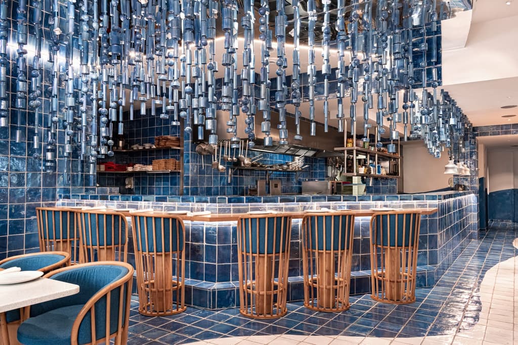 Maximalist Valencia restaurant La Sastrería is all about the pattern