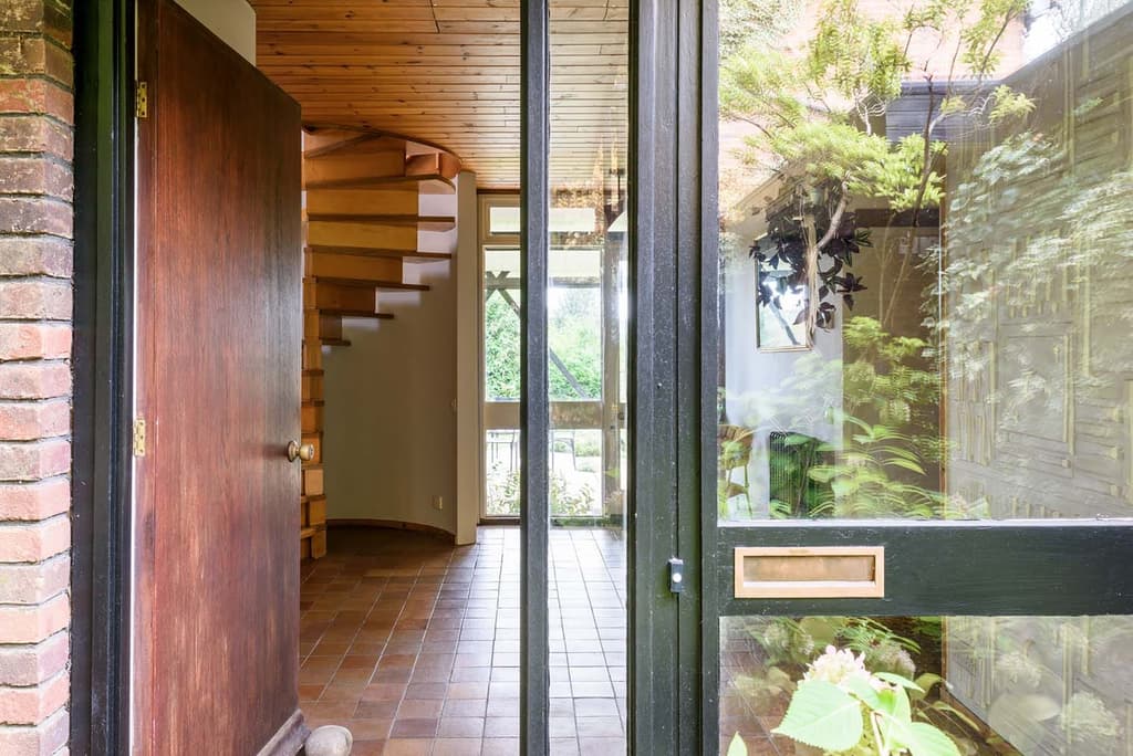 The Tapp House for sale via The Modern House in Oxfordshire UK