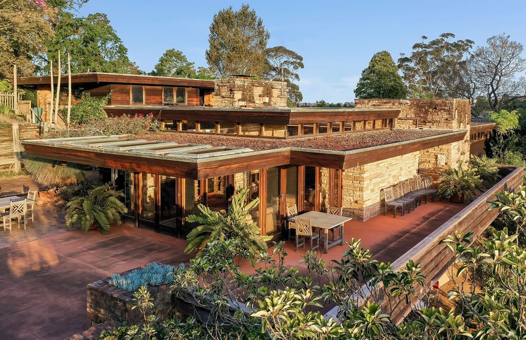 Organic modernist home by Bruce Rickard lists for the first time ever in New South Wales