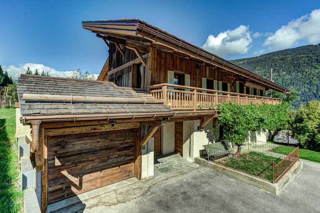 Revived French farmhouse Ferme Fougere is a 'modern-rustic' alpine retreat