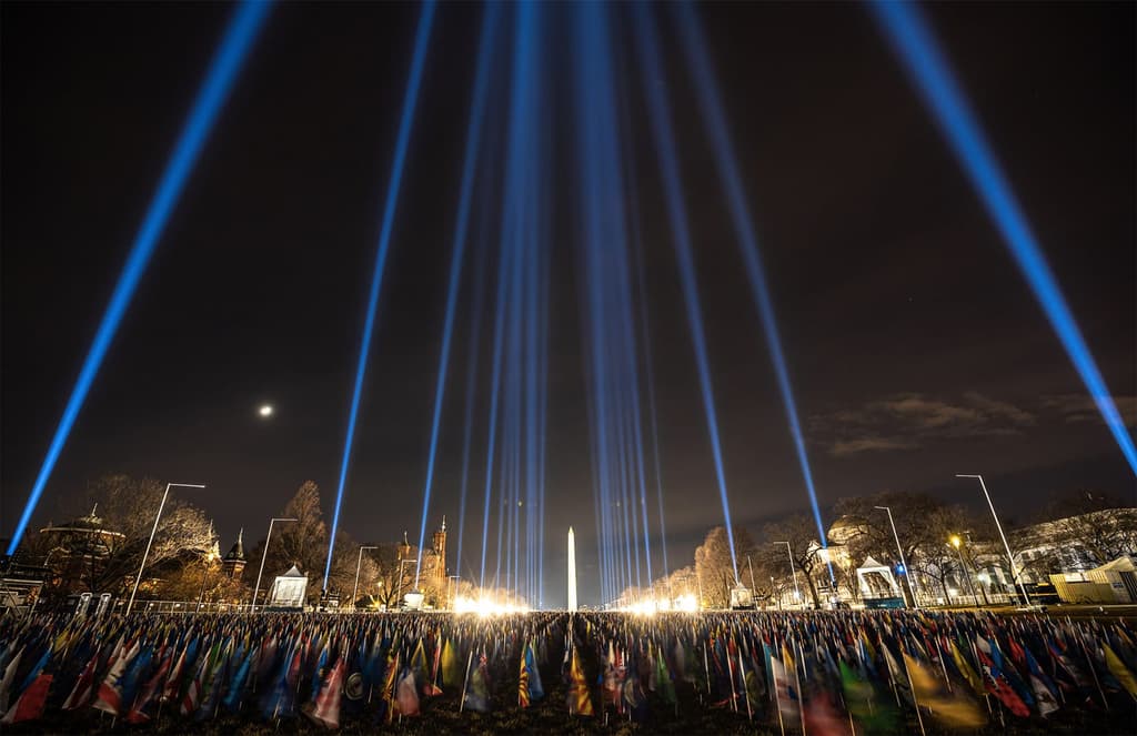 President Biden will be sworn in before a field of 200,000 flags