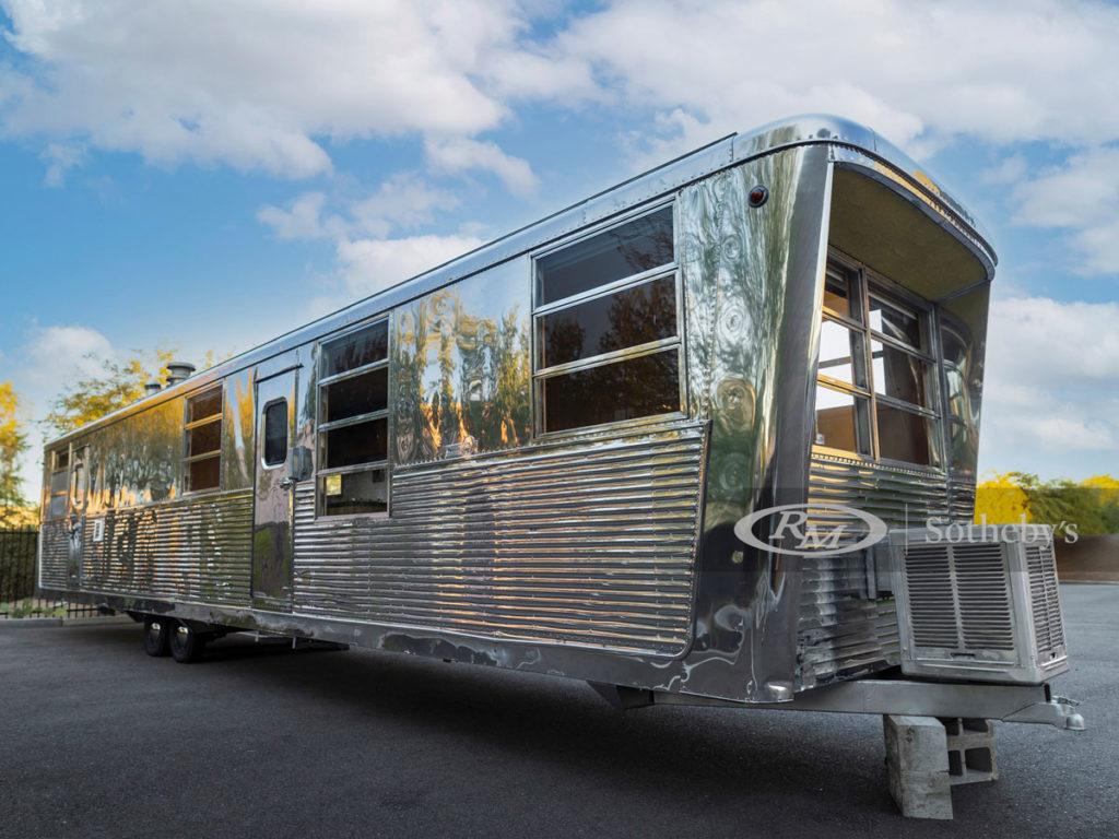 This 47-foot long trailer is the Cadillac of mobile homes - The Spaces