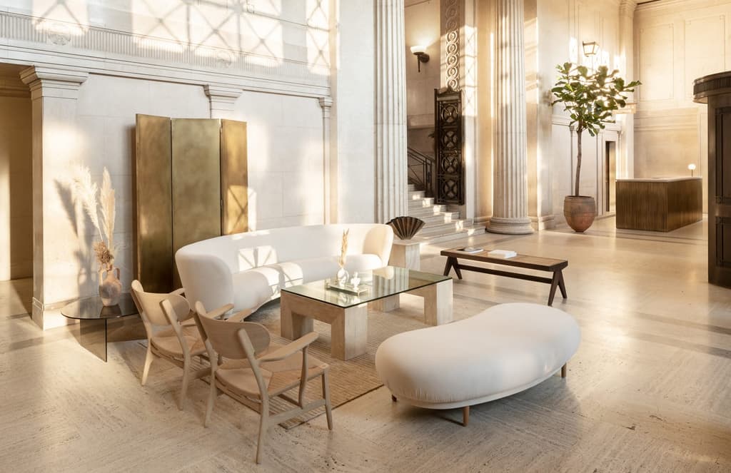 London’s neoclassical beauty Victoria House is now a coworking space