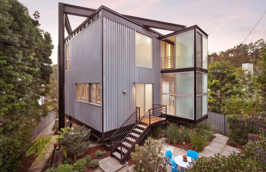 Pierre Koenig’s twisting Schwartz House lists for the first time