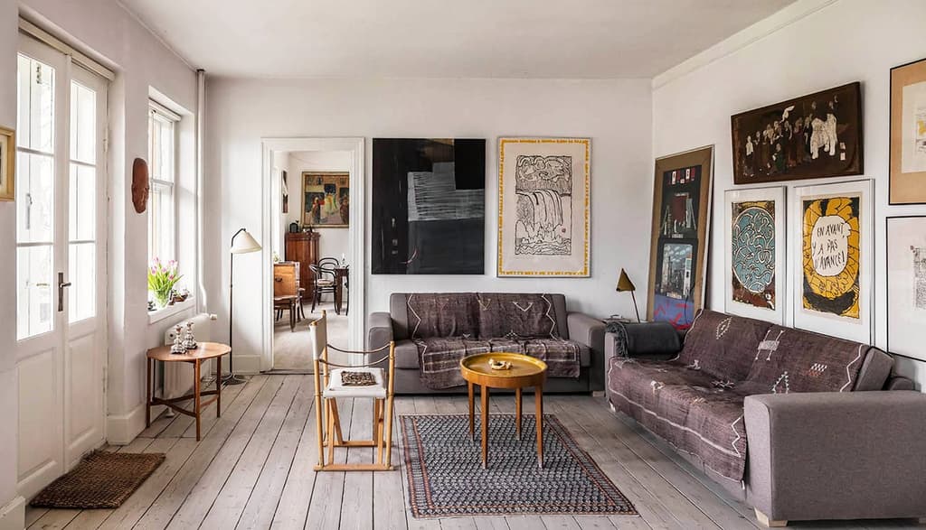 One of the property's reception or living rooms