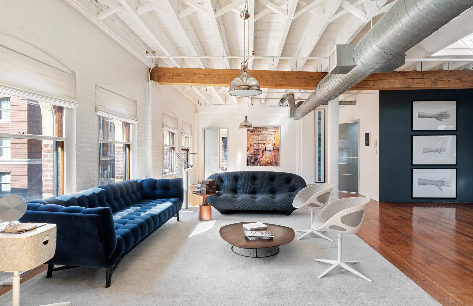 Loft-living gets a New England spin a this Boston penthouse apartment which takes over the entire top floor of a converted warehouse in the city’s Leather District.