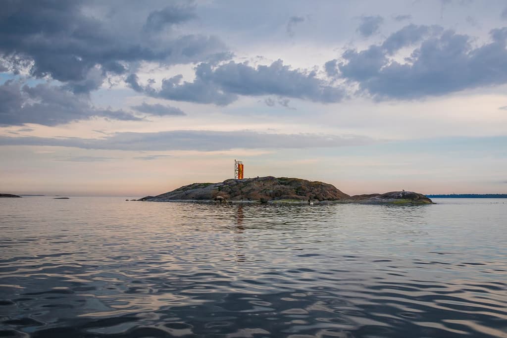 Helsinki Biennial, Vallisaari. Photography: Matti Pyykkö