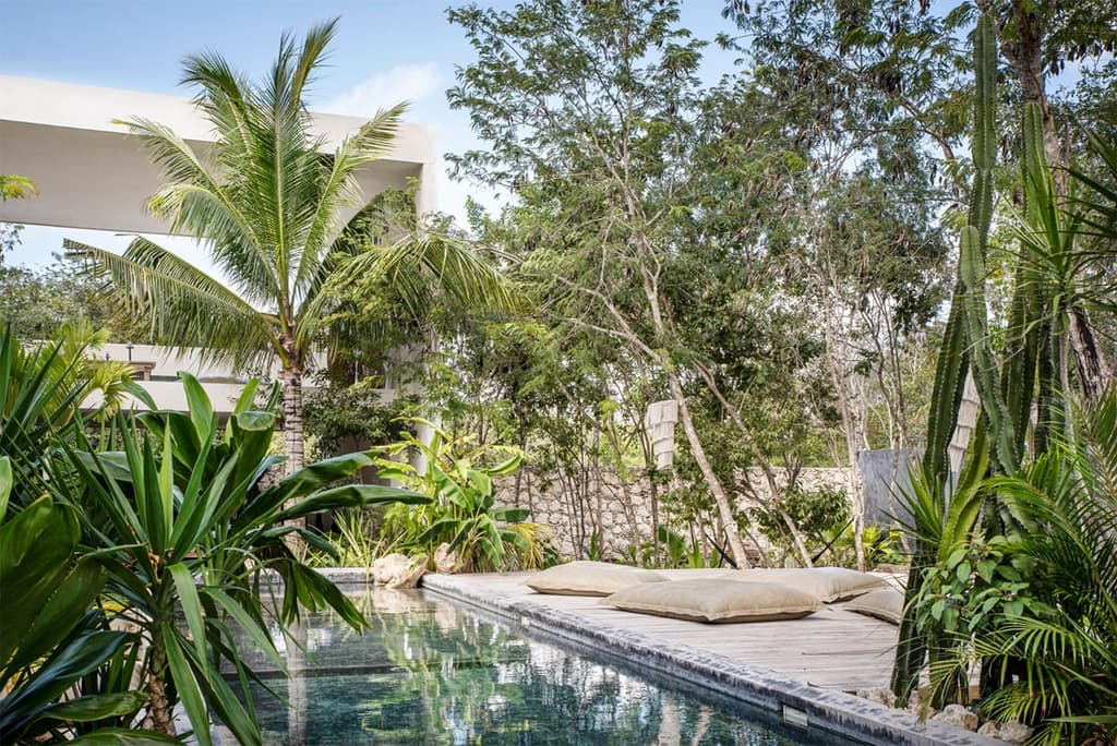 Jungle retreat 16 Tulum is on the market