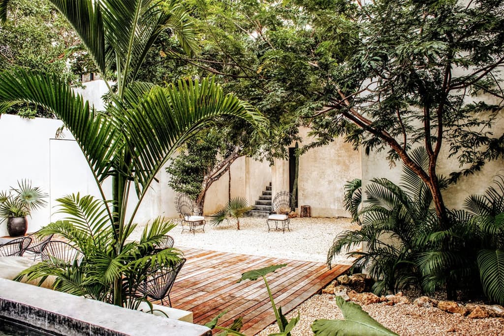 Jungle retreat 16 Tulum is on the market