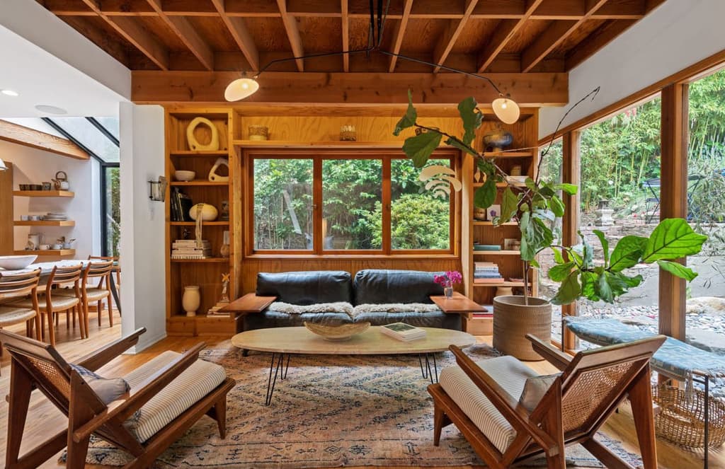 A piece of Santa Monica ‘evotecture’ hits the market for $3.8m