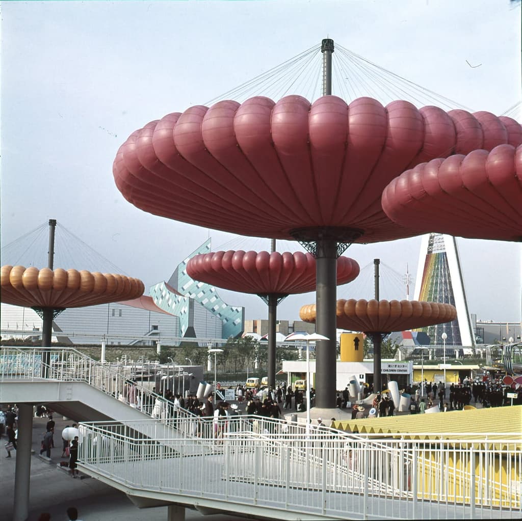 Taneo Oki and Sekkeirengo's Mushballoon at the Osaka World Expo, 1970. Photography: Centre Pompidou-Metz
