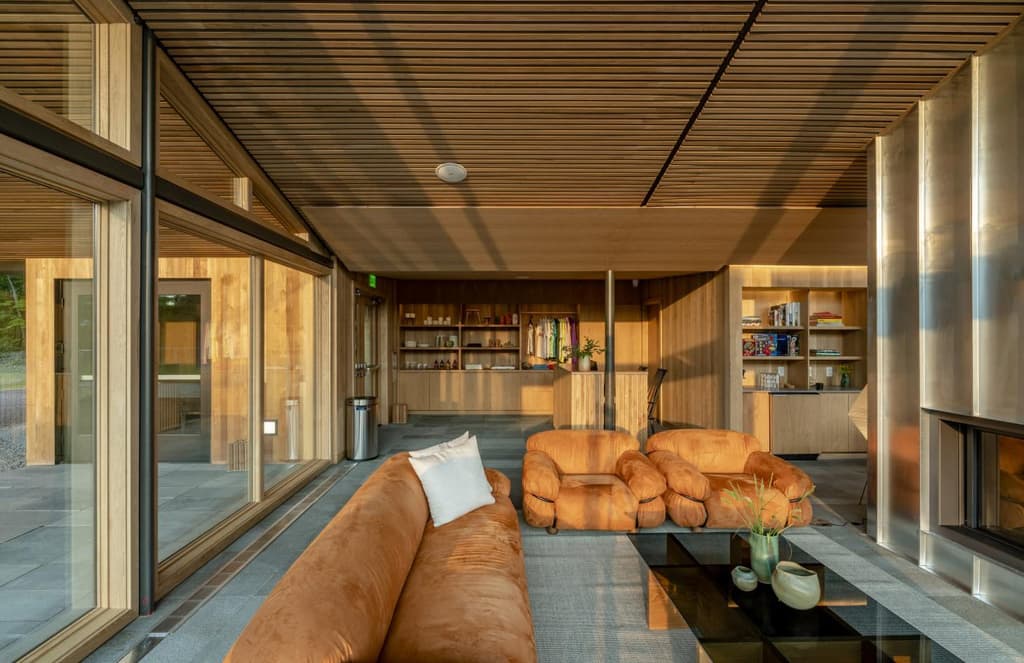 Piaule Catskill is a cluster of modernist cabins in the forests of Upstate New York