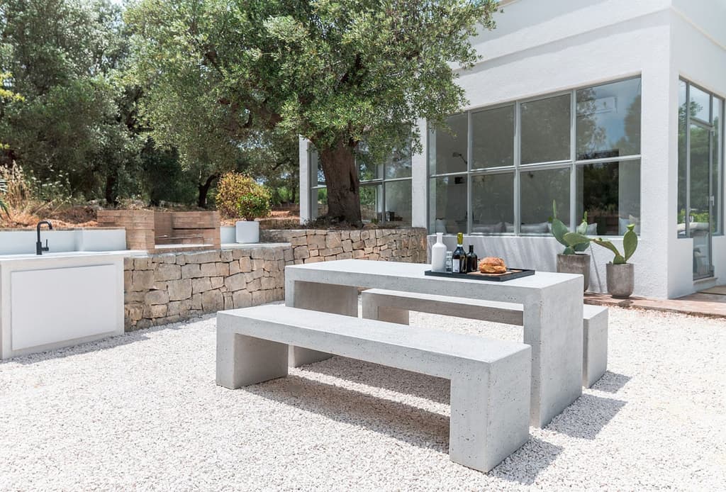 Inside the minimalist interiors of Villa Ostuni in Puglia by Studiotoff