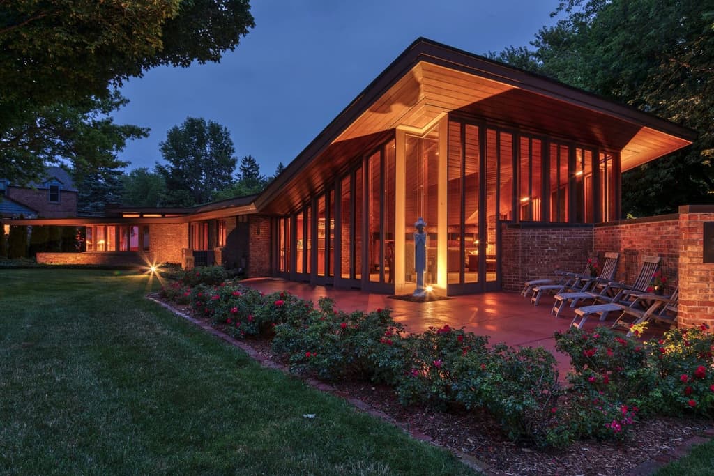 Floor-to-ceiling glass is a hallmark of Wright's later designs
